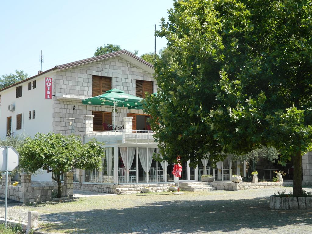 Motel Jelcic Čapljina Zewnętrze zdjęcie